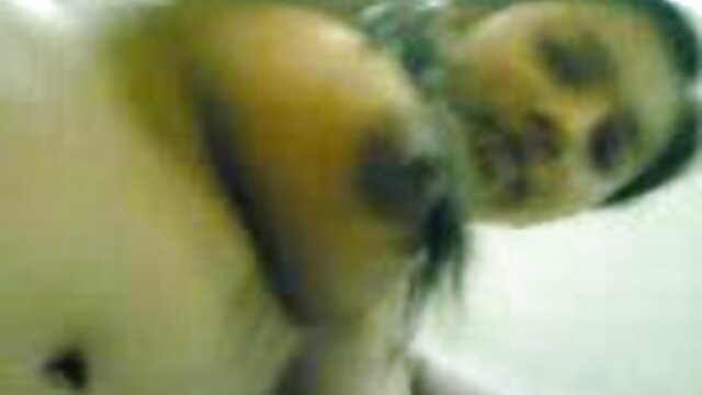 एचडी गुणवत्ता :  जवान मानिसले कालो साथीलाई आफ्नो सेतो महिला घुसाउन निम्तो दिन्छ मुखमैथुन वीडियो 