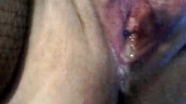 एचडी गुणवत्ता :  गोरा प्यारी होटेलको कोठामा आफ्नो केटालाई चुस्दै र चुस्दै छ मुखमैथुन वीडियो 