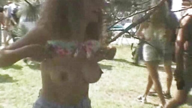 एचडी गुणवत्ता :  बस्टी गोरो आकर्षक उनको मालिश गर्ने द्वारा पिटिन्छ मुखमैथुन वीडियो 