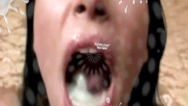 एचडी गुणवत्ता :  लिबिडिनस पोर्नस्टारले आफ्नो गधा मुट्ठी र एउटा खेलौना भित्र छिर्छ मुखमैथुन वीडियो 